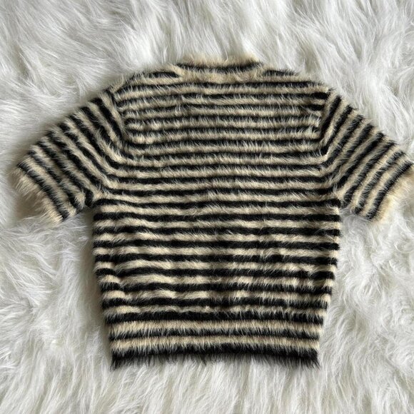Fuzzy Striped Crop Top - Picture 2 of 4
